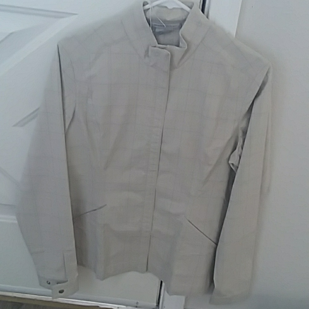 Womens jacket new with tags.